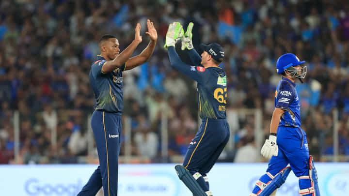 GT vs MI: W,W,W.. ಪವರ್ಪ್ಲೇನಲ್ಲೇ ಮುಂಬೈ ಪವರ್ ಕಸಿದ ಕಗಿಸೋ ರಬಾಡ GT vs MI: W,W,W.. ಪವರ್ಪ್ಲೇನಲ್ಲೇ ಮುಂಬೈ ಪವರ್ ಕಸಿದ ಕಗಿಸೋ ರಬಾಡ
