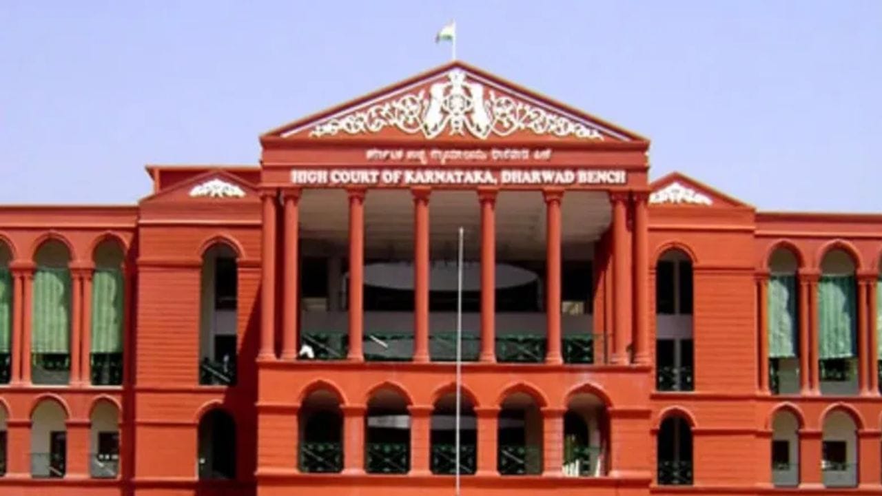 ‘ಬೆಂಗಳೂರು ಟ್ರಾಫಿಕ್ ನಿಮಗೆ ತಾಳ್ಮೆಯ ಪಾಠ ಕಲಿಸುತ್ತೆ’: ರೋಡ್ ರೇಜ್ ಪ್ರಕರಣದಲ್ಲಿ ಟೆಕ್ಕಿಗೆ ಹೈಕೋರ್ಟ್ ಚಾಟಿ!