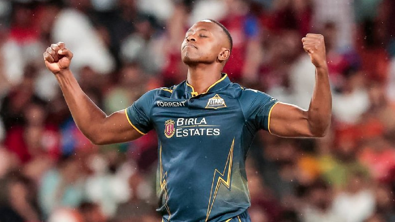 ಟಿ20 ಕ್ರಿಕೆಟ್​ನಲ್ಲಿ ಹಲವು ಬೌಲರ್​ಗಳು 150 ಕ್ಕಿಂತ ಹೆಚ್ಚಿನ ವೇಗದಲ್ಲಿ ಚೆಂಡೆಸೆದಿದ್ದಾರೆ. ಹೀಗೆ ಚೆಂಡೆಸೆದ ಬೌಲರ್​ಗಳಲ್ಲಿ ಒಂದೇ ಓವರ್​ನಲ್ಲಿ ಸತತವಾಗಿ 150+ kmph ವೇಗದಲ್ಲಿ ಬೌಲಿಂಗ್ ಮಾಡಿದ ಏಕೈಕ ವೇಗಿ ಕಗಿಸೊ ರಬಾಡ (Kagiso Rabada). ಅದು ಸಹ ಇಂಡಿಯನ್ ಪ್ರೀಮಿಯರ್ ಲೀಗ್​ನಲ್ಲಿ ಎಂಬುದು ವಿಶೇಷ.