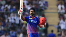 16 ಬೌಂಡರಿ, 9 ಸಿಕ್ಸರ್, 152 ರನ್..! ದೆಹಲಿಯಲ್ಲಿ ಕನ್ನಡಿಗನ ದರ್ಬಾರ್