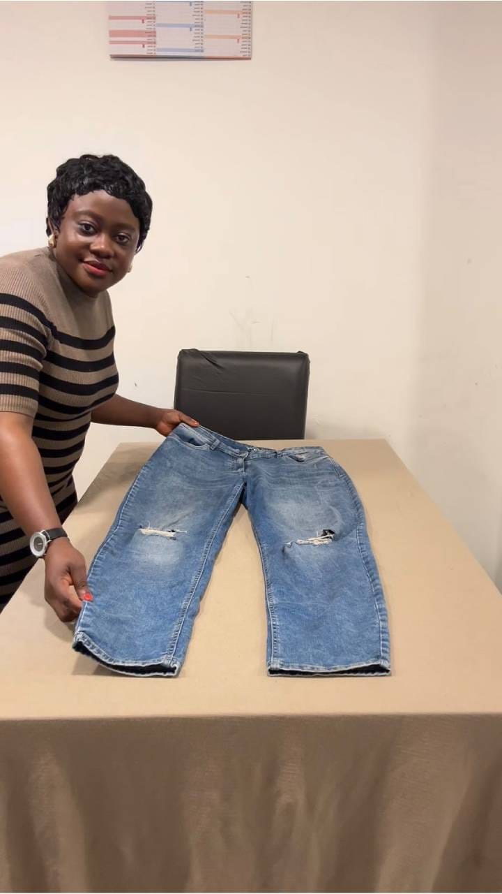 ಜೀನ್ಸ್‌ ಪ್ಯಾಂಟ್‌ ಮಡಚಿಡುವ ಸರಿಯಾದ ವಿಧಾನವಿದು