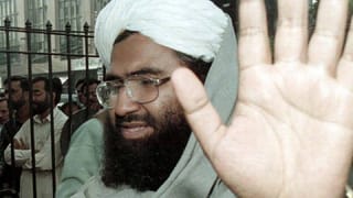 ಇನ್ನೆಷ್ಟು ದಿನ ಜನರ ದಾರಿ ತಪ್ಪಿಸುತ್ತೀರಿ? ಖರ್ಗೆ ವಿರುದ್ಧ ಪ್ರಲ್ಹಾದ್ ಜೋಶಿ ವಾಗ್ದಾಳಿ