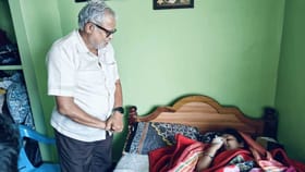 ಕಾಲು ಕಳೆದುಕೊಂಡು ಪರೀಕ್ಷೆ ಬರೆದ ವಿದ್ಯಾರ್ಥಿನಿಗೆ ಸುರೇಶ್ ಕುಮಾರ್ ನೆರವು!