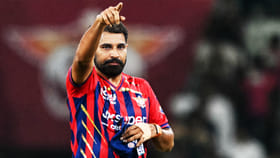 ಬೆಂಕಿ ಬೌಲಿಂಗ್: ಒಂದೇ ಒಂದು ಬೌಂಡರಿ ಹೊಡೆಸಿಕೊಳ್ಳದ ಶಮಿ!