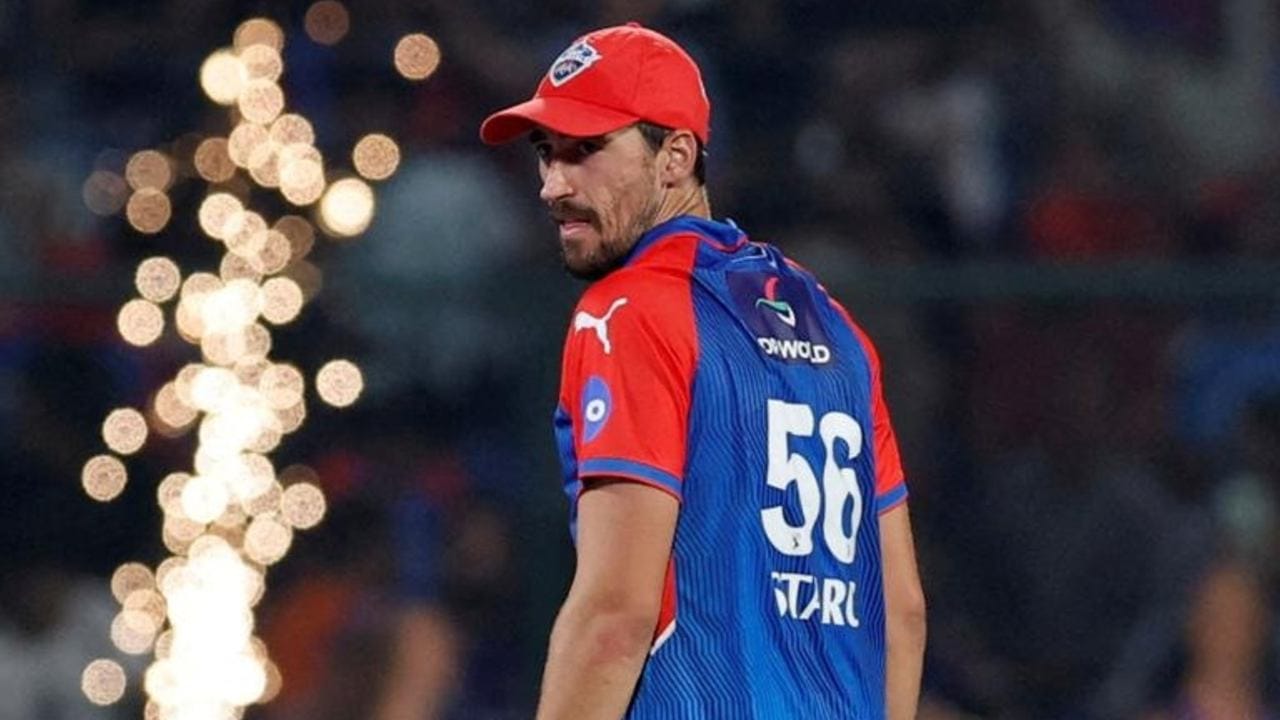 ಇತ್ತ ಸ್ಟಾರ್ಕ್ ಅನುಪಸ್ಥಿತಿಯಲ್ಲೂ ಅಕ್ಷರ್ ಪಟೇಲ್ ನೇತೃತ್ವದ ಡೆಲ್ಲಿ ಕ್ಯಾಪಿಟಲ್ಸ್ ಈ ಬಾರಿ ಅದ್ಭುತ ಪ್ರದರ್ಶನ ನೀಡುತ್ತಿದೆ. ಈಗಾಗಲೇ ಲಕ್ನೋ ಸೂಪರ್ ಜೈಂಟ್ಸ್ ಮತ್ತು ಮುಂಬೈ ಇಂಡಿಯನ್ಸ್ ವಿರುದ್ಧ ಗೆದ್ದಿರುವ ಡೆಲ್ಲಿ ಒಟ್ಟು 4 ಅಂಕಗಳನ್ನು ಸಂಪಾದಿಸಿದೆ. ಸದ್ಯ ಮುಖೇಶ್ ಕುಮಾರ್, ಟಿ. ನಟರಾಜನ್ ಮತ್ತು ಲುಂಗಿ ಎನ್ಗಿಡಿ ಅವರು ವೇಗದ ಬೌಲಿಂಗ್ ವಿಭಾಗವನ್ನು ಸಮರ್ಥವಾಗಿ ಮುನ್ನಡೆಸುತ್ತಿದ್ದು, ಇವರೊಂದಿಗೆ ಸ್ಟಾರ್ಕ್​ ಸೇರಿದಂತೆ ಡೆಲ್ಲಿ ಕ್ಯಾಪಿಟಲ್ಸ್ ತಂಡದ ಬೌಲಿಂಗ್ ಲೈನಪ್ ಮತ್ತಷ್ಟು ಬಲಿಷ್ಠವಾಗುವುದರಲ್ಲಿ ಅನುಮಾನವೇ ಇಲ್ಲ.