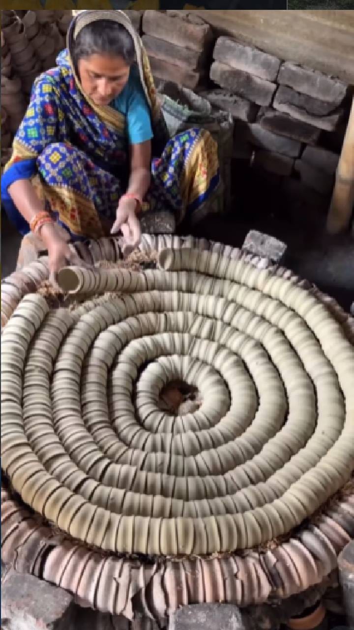 ಮಣ್ಣಿನ ಟೀ ಕಪ್​ ಹೇಗೆ ತಯಾರಾಗುತ್ತೆ ನೋಡಿ