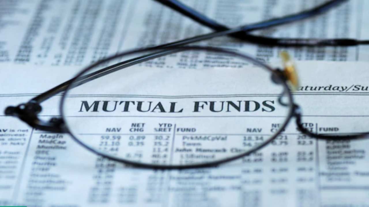AMFI ಡೇಟಾ: ಮಾರ್ಚ್ನಲ್ಲಿ ಈಕ್ವಿಟಿ ಫಂಡ್ಗಳಿಗೆ ಹೂಡಿಕೆ ಸುಗ್ಗಿ; ಶೇ. 55ರಷ್ಟು ಹೆಚ್ಚಿದ ಒಳಹರಿವು