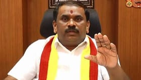 ಕರವೇ ನಾರಾಯಣ ಗೌಡಗೆ ನಿಂದನೆ; ಕಿಡಿಗೇಡಿಗಳ ವಿರುದ್ಧ ಕೇಸ್ ಬುಕ್​​