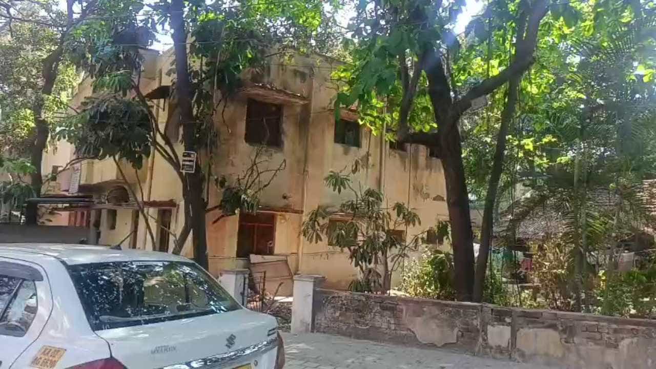 ಪೊಲೀಸ್ ಇಲಾಖೆಗೆ ಸೇರಿದ 80 ಕೋಟಿ ರೂ. ಮೌಲ್ಯದ ಆಸ್ತಿ ಕಬಳಿಕೆ! ಬೆಸ್ಕಾಂ ಅಧಿಕಾರಿಗಳು ಸೇರಿ ಹಲವರ ಮೇಲೆ ಎಫ್ಐಆರ್ ಪೊಲೀಸ್ ಇಲಾಖೆಗೆ ಸೇರಿದ 80 ಕೋಟಿ ರೂ. ಮೌಲ್ಯದ ಆಸ್ತಿ ಕಬಳಿಕೆ! ಬೆಸ್ಕಾಂ ಅಧಿಕಾರಿಗಳು ಸೇರಿ ಹಲವರ ಮೇಲೆ ಎಫ್ಐಆರ್