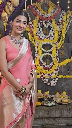 ದೈವಾರಾಧನೆಯಲ್ಲಿ ಪಾಲ್ಗೊಂಡ ನಟಿ ಪೂಜಾ ಹೆಗ್ಡೆ: ವಿಡಿಯೋ ನೋಡಿ