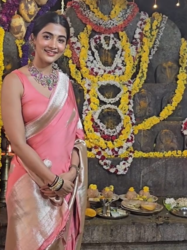 ಮೂಲ ಮರೆಯದ ಪೂಜಾ ಹೆಗ್ಡೆ, ದೈವಾರಾಧನೆಯಲ್ಲಿ ಭಾಗಿ