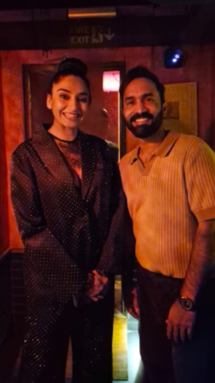 ಆರ್​​ಸಿಬಿ ಆಟಗಾರರೊಟ್ಟಿಗೆ ನಟಿ ರಾಗಿಣಿ ದ್ವಿವೇದಿ ಡಿನ್ನರ್: ವಿಡಿಯೋ