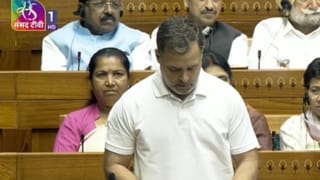 ಮುಂಬೈನ ರೈಲಿನಲ್ಲಿ ಮಹಿಳೆಯರ ಕಿತ್ತಾಟ; ವಿಡಿಯೋ ವೈರಲ್