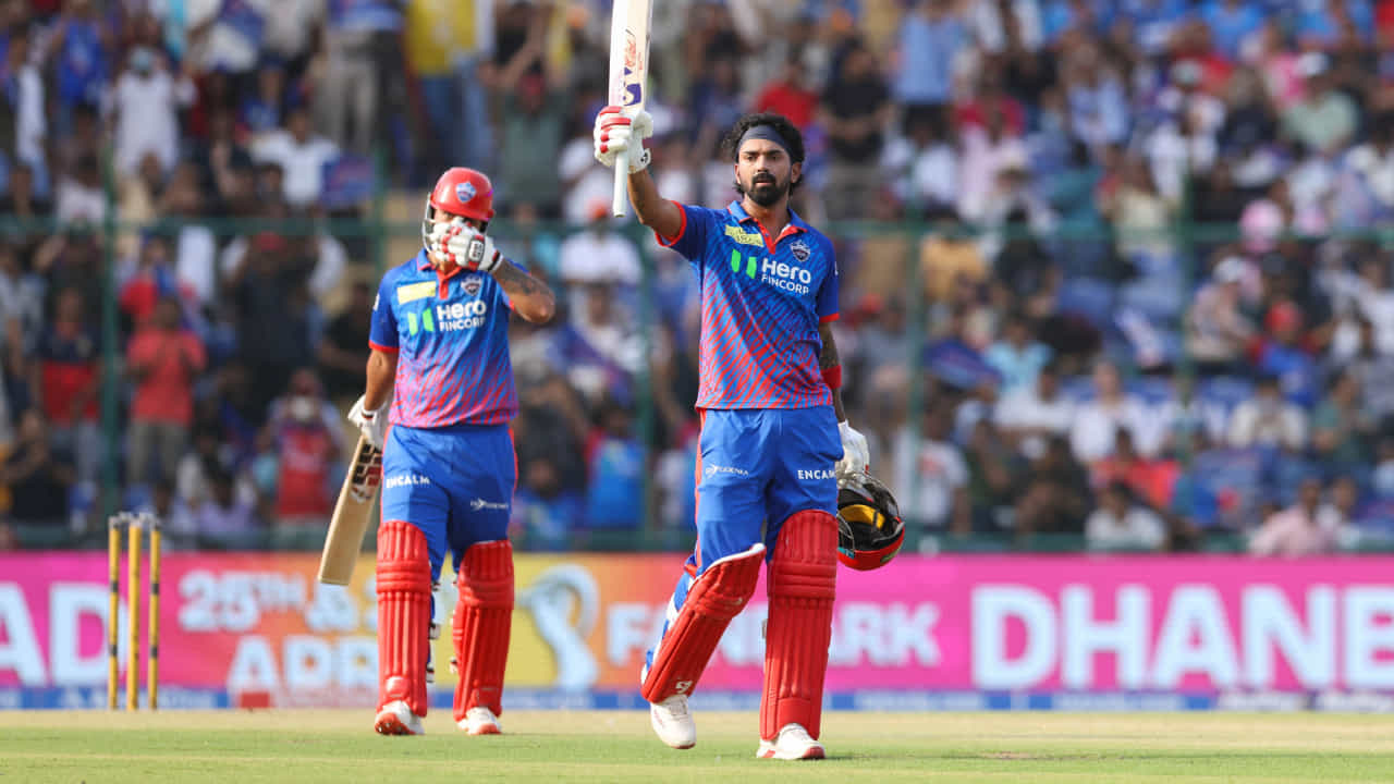 ಐಪಿಎಲ್ 2026 ಟೂರ್ನಮೆಂಟ್ನ 35 ನೇ ಪಂದ್ಯದಲ್ಲಿ, ಡೆಲ್ಲಿ ಕ್ಯಾಪಿಟಲ್ಸ್ ಮತ್ತು ಪಂಜಾಬ್ ಕಿಂಗ್ಸ್ ಮುಖಾಮುಖಿಯಾಗಿವೆ. ಈ ಪಂದ್ಯದಲ್ಲಿ, ಡೆಲ್ಲಿ ಕ್ಯಾಪಿಟಲ್ಸ್ ಟಾಸ್ ಗೆದ್ದು ಮೊದಲು ಬ್ಯಾಟಿಂಗ್ ಮಾಡಿದ ಡೆಲ್ಲಿ ಕ್ಯಾಪಿಟಲ್ಸ್ ದಾಖಲೆಯ 264 ರನ್ ಕಲೆಹಾಕಿದೆ. ಇದು ಐಪಿಎಲ್ ಇತಿಹಾಸದಲ್ಲಿ ಡೆಲ್ಲಿ ಕಲೆಹಾಕಿದ ಅತ್ಯಧಿಕ ಮೊತ್ತವಾಗಿದೆ.