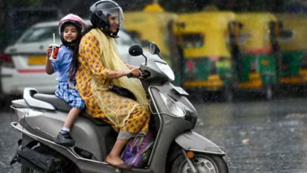 Karnataka Weather Update: ಬೆಂಗಳೂರಲ್ಲಿ ಅಬ್ಬರಿಸಿದ ವರುಣ; ರಾಜ್ಯದ ಎಲ್ಲೆಲ್ಲಿ ನಾಳೆ ಮಳೆ?
