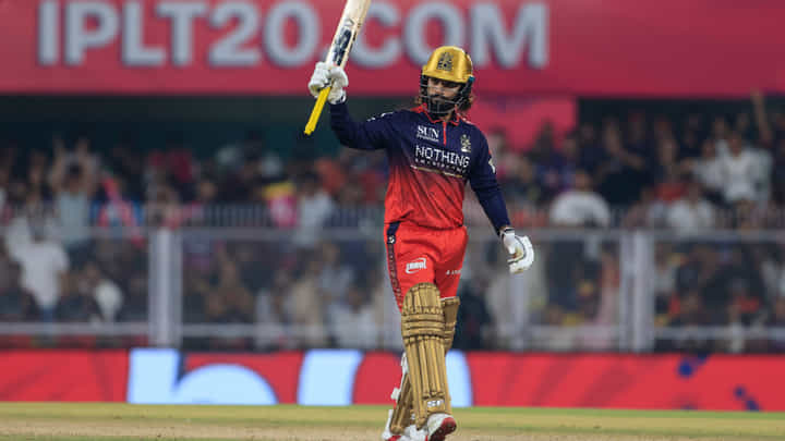 RR vs RCB: 6,6,6,6.. ರಾಜಸ್ಥಾನ್ ವಿರುದ್ಧ ಅಬ್ಬರಿಸಿದ ರಜತ್ ಪಾಟಿದರ್ RR vs RCB: 6,6,6,6.. ರಾಜಸ್ಥಾನ್ ವಿರುದ್ಧ ಅಬ್ಬರಿಸಿದ ರಜತ್ ಪಾಟಿದರ್