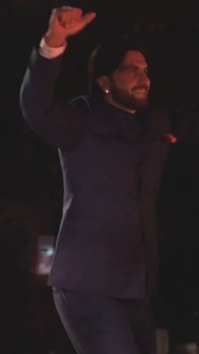 ಅನಂತ್ ಅಂಬಾನಿ ಹುಟ್ಟುಹಬ್ಬದಲ್ಲಿ ಕುಣಿದು ಕುಪ್ಪಳಿಸಿದ ಬಾಲಿವುಡ್: ವಿಡಿಯೋ