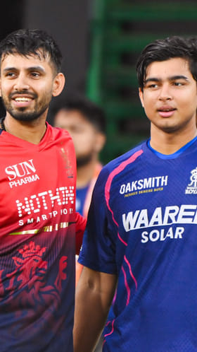 ಪಂದ್ಯಕ್ಕೂ ಮುನ್ನ ಆರ್​ಸಿಬಿ- ರಾಜಸ್ಥಾನ್ ಆಟಗಾರರ ಸಮಾಗಮ