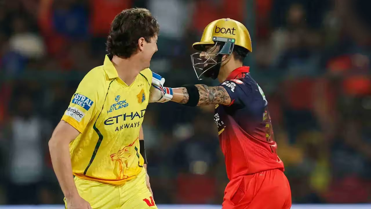 ಎರಡನೇ ಕ್ವಾಲಿಫೈಯರ್ ಪಂದ್ಯ: ಒಂದು ವೇಳೆ ಆರ್ಸಿಬಿ ತಂಡ ಮೊದಲ ಕ್ವಾಲಿಫೈಯರ್ನಲ್ಲಿ ಸೋತು, ಅತ್ತ ಸಿಎಸ್ಕೆ ತಂಡವು ಎಲಿನೇಟರ್ ಪಂದ್ಯದಲ್ಲಿ ಗೆದ್ದರೆ ಉಭಯ ತಂಡಗಳು ಎರಡನೇ ಕ್ವಾಲಿಫೈಯರ್ನಲ್ಲಿ ಮುಖಾಮುಖಿಯಾಗಲಿದೆ.