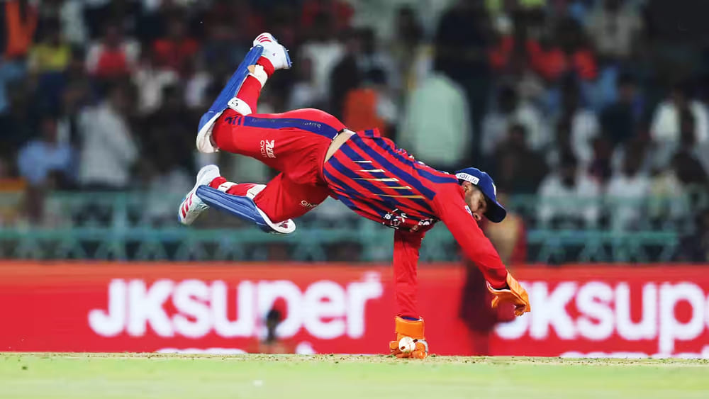 VIDEO: ಅದ್ಭುತ... ಅತ್ಯದ್ಭುತ: ರಿಷಭ್ ಪಂತ್​ ಸ್ಪೈಡಿ ಕ್ಯಾಚ್​ಗೆ ದಂಗಾದ ಪ್ರೇಕ್ಷಕರು