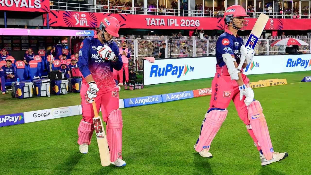 IPL 2026: ಇಂಡಿಯನ್ ಪ್ರೀಮಿಯರ್ ಲೀಗ್ನ 13ನೇ ಪಂದ್ಯದಲ್ಲಿ ವೈಭವ್ ಸೂರ್ಯವಂಶಿ (Vaibhav Suryavanshi) ಹಾಗೂ ಯಶಸ್ವಿ ಜೈಸ್ವಾಲ್ (Yashasvi Jaiswal) ಸಿಡಿಲಬ್ಬರದ ಬ್ಯಾಟಿಂಗ್ ಪ್ರದರ್ಶಿಸಿದ್ದಾರೆ. ಗುವಾಹಟಿಯ ಬರ್ಸಪರಾ ಸ್ಟೇಡಿಯಂನಲ್ಲಿ ನಡೆದ ಈ ಪಂದ್ಯದಲ್ಲಿ ಮುಂಬೈ ಇಂಡಿಯನ್ಸ್ ಹಾಗೂ ರಾಜಸ್ಥಾನ್ ರಾಯಲ್ಸ್ ತಂಡಗಳು ಮುಖಾಮುಖಿಯಾಗಿದ್ದವು.