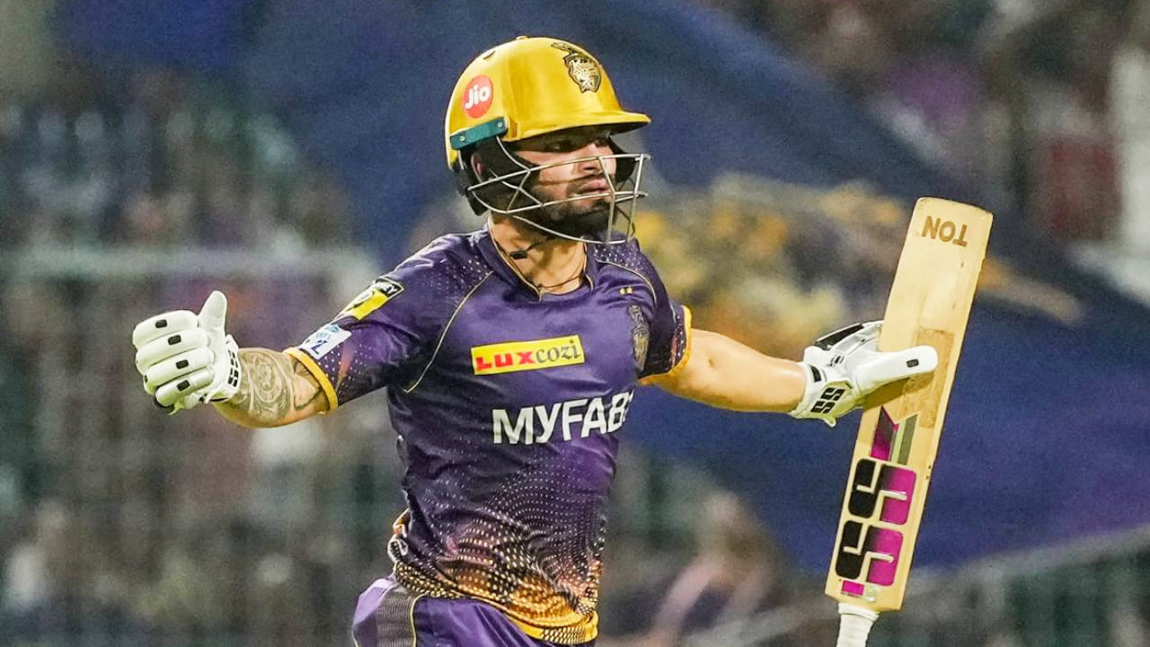 IPL 2026: ಇಂಡಿಯನ್ ಪ್ರೀಮಿಯರ್ ಲೀಗ್​ನಲ್ಲಿ ರಿಂಕು ಸಿಂಗ್ (Rinku Singh) ಹೊಸ ಇತಿಹಾಸ ನಿರ್ಮಿಸಿದ್ದಾರೆ. ಅದು ಸಹ ಮಹೇಂದ್ರ ಸಿಂಗ್ ಧೋನಿ (MS Dhoni) ಹೆಸರಿನಲ್ಲಿದ್ದ 15 ವರ್ಷಗಳ ಹಳೆಯ ದಾಖಲೆಯನ್ನು ಮುರಿಯುವ ಮೂಲಕ ಎಂಬುದು ವಿಶೇಷ. 