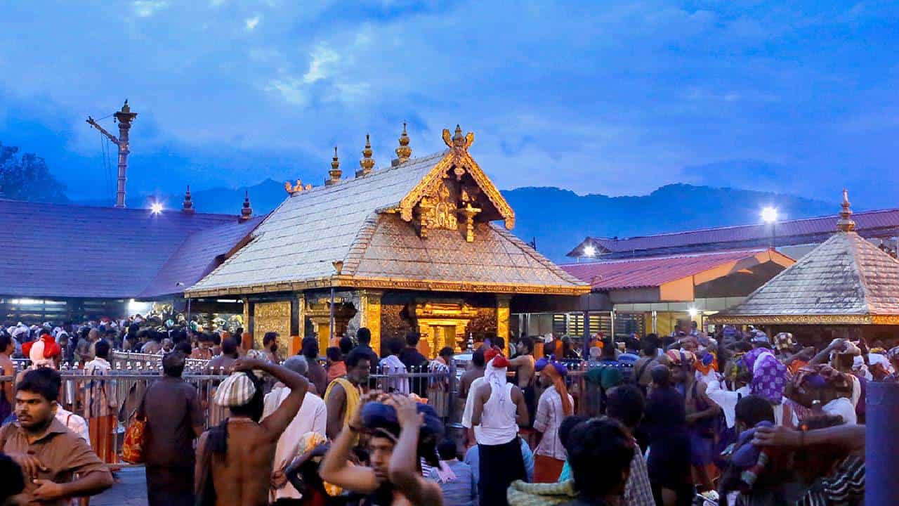 ಮುಟ್ಟಾಗುವ ಹೆಣ್ಣುಮಕ್ಕಳು ಶಬರಿಮಲೆಗೆ ಹೋಗಬಹುದೇ? ಸುಪ್ರೀಂನಲ್ಲಿ ಮರುಪರಿಶೀಲನಾ ಅರ್ಜಿ ವಿಚಾರಣೆ ಶುರು ಮುಟ್ಟಾಗುವ ಹೆಣ್ಣುಮಕ್ಕಳು ಶಬರಿಮಲೆಗೆ ಹೋಗಬಹುದೇ? ಸುಪ್ರೀಂನಲ್ಲಿ ಮರುಪರಿಶೀಲನಾ ಅರ್ಜಿ ವಿಚಾರಣೆ ಶುರು