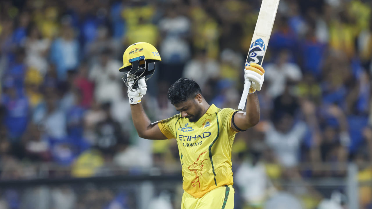 ಇದು ಐಪಿಎಲ್ 2026 ರಲ್ಲಿ ಸಂಜು ಸ್ಯಾಮ್ಸನ್ ಅವರ ಎರಡನೇ ಶತಕವಾಗಿದೆ. ಇದರೊಂದಿಗೆ, ಒಂದೇ ಆವೃತ್ತಿಯಲ್ಲಿ ಎರಡು ಶತಕಗಳನ್ನು ಬಾರಿಸಿದ ಎರಡನೇ ಚೆನ್ನೈ ಸೂಪರ್ ಕಿಂಗ್ಸ್ ಬ್ಯಾಟ್ಸ್‌ಮನ್ ಎಂಬ ಹೆಗ್ಗಳಿಕೆಗೆ ಪಾತ್ರರಾದರು. ಇದಕ್ಕೂ ಮೊದಲು ಶೇನ್ ವ್ಯಾಟ್ಸನ್ 2018 ರಲ್ಲಿ ಅತ್ಯಧಿಕ ಶತಕ ಗಳಿಸಿದ್ದರು. 