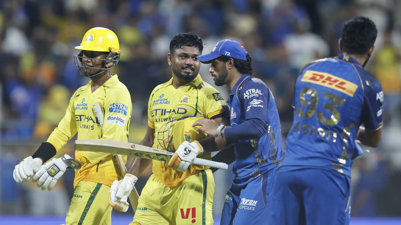 ಸಂಜು ಸ್ಯಾಮ್ಸನ್ ಈಗ ಐಪಿಎಲ್‌ನಲ್ಲಿ ಸಿಎಸ್‌ಕೆ ಪರ ಅತಿ ಹೆಚ್ಚು ಶತಕ ಸಿಡಿಸಿದ ಬ್ಯಾಟ್ಸ್‌ಮನ್​ಗಳ ಪಟ್ಟಿಯಲ್ಲಿ ಸ್ಥಾನ ಪಡೆದಿದ್ದಾರೆ. ಸಿಎಸ್‌ಕೆ ಪರ ತಲಾ ಎರಡು ಶತಕಗಳನ್ನು ಗಳಿಸಿದ ರುತುರಾಜ್ ಗಾಯಕ್ವಾಡ್, ಮುರಳಿ ವಿಜಯ್ ಮತ್ತು ಶೇನ್ ವ್ಯಾಟ್ಸನ್ ಅವರೊಂದಿಗೆ ಇದೀಗ ಸಂಜು ಸ್ಯಾಮ್ಸನ್ ಕೂಡ ಸೇರಿಕೊಂಡಿದ್ದಾರೆ.