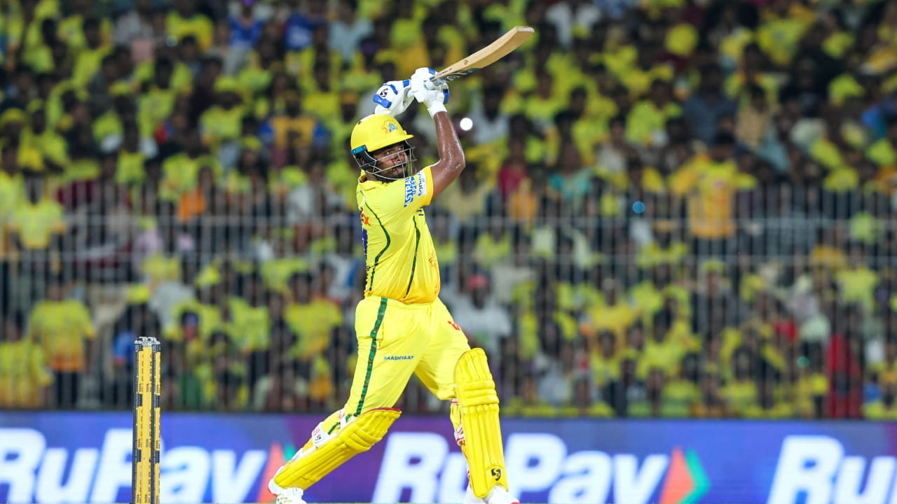 CSK vs DC: ಸಿಎಸ್ಕೆ ಪರ ಮೊದಲ ಅರ್ಧಶತಕ ಬಾರಿಸಿದ ಸಂಜು ಸ್ಯಾಮ್ಸನ್