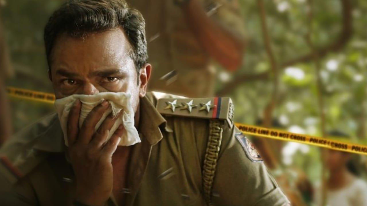 ವಿಜಯ್ ರಾಘವೇಂದ್ರ ನಟನೆಯ ‘ಸೀತಾರಾಮ್ ಬಿನೋಯಿ ಕೇಸ್ ನಂ 18’ 2021 ರಲ್ಲಿ ಬಿಡುಗಡೆ ಆಗಿ ಸದ್ದು ಮಾಡಿತ್ತು. ಇದೇ ವರ್ಷದ ಆರಂಭದಲ್ಲಿ ‘ಸೆಕೆಂಡ್ ಕೇಸ್ ಆಫ್ ಸೀತಾರಾಮ್’ ಸಿನಿಮಾ ಕನ್ನಡ ಮತ್ತು ತೆಲುಗಿನಲ್ಲಿ ಏಕಕಾಲಕ್ಕೆ ಬಿಡುಗಡೆ ಆಗಿ ಹಿಟ್ ಆಯ್ತು. ಇದೀಗ ಈ ಸಿನಿಮಾ ಒಟಿಟಿಗೆ ಬಂದಿದೆ. ಅಮೆಜಾನ್ ಪ್ರೈಂನಲ್ಲಿ ಸಿನಿಮಾ ನೋಡಬಹುದಾಗಿದೆ.