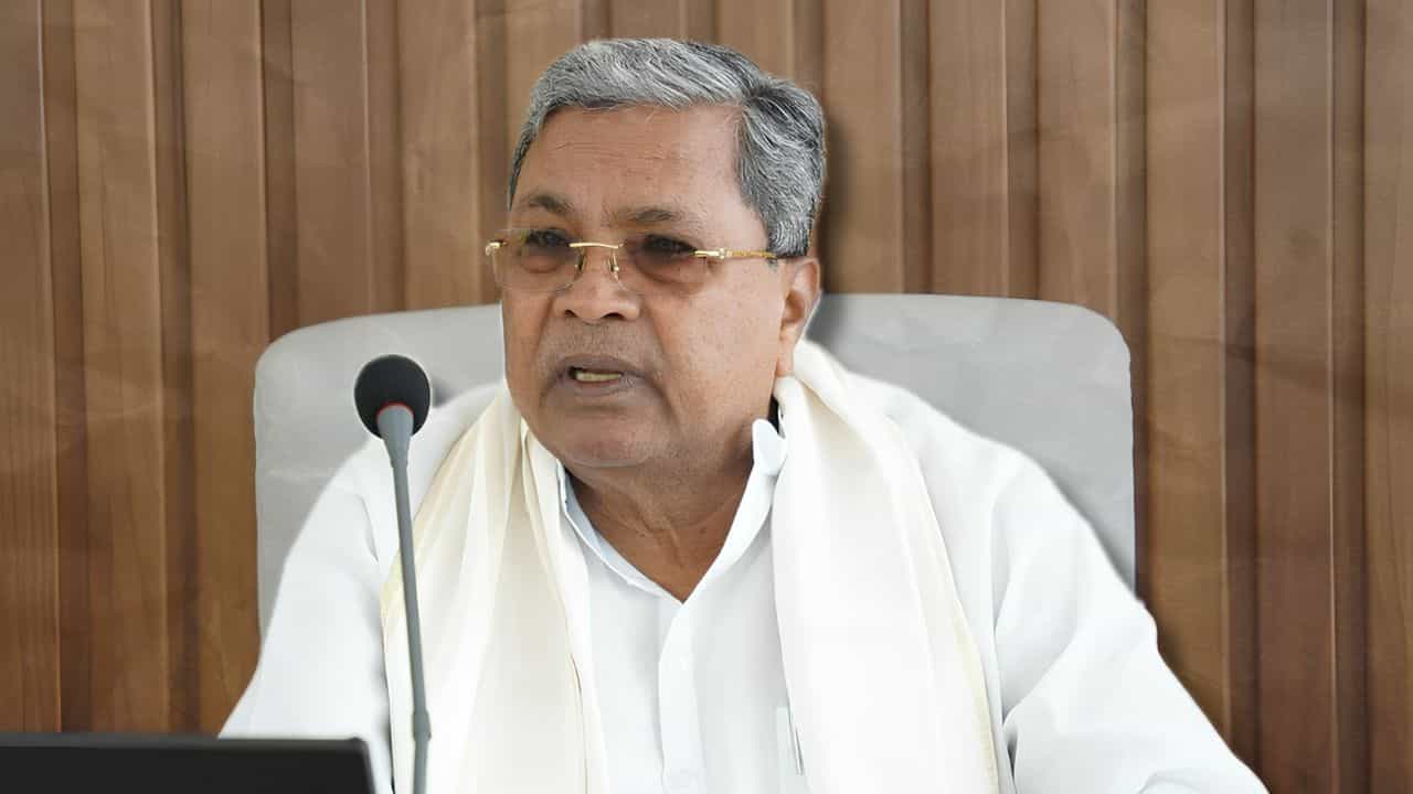 ರಾಜ್ಯ ಕಾಂಗ್ರೆಸ್​​ನಲ್ಲಿ ಮಹತ್ವದ ಬೆಳವಣಿಗೆ: ಕುತೂಹಲ ಮೂಡಿಸಿದ ಅತ್ಯಾಪ್ತರ ಜೊತೆಗಿನ ಸಿಎಂ ಸಭೆ