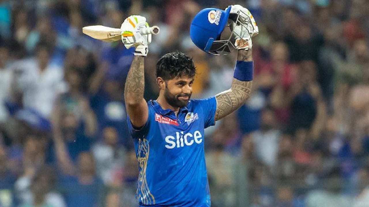 ಇದಾದ ಬಳಿಕ ಸಚಿನ್ ತೆಂಡೂಲ್ಕರ್ (66), ರೋಹಿತ್ ಶರ್ಮಾ (52), ಲಿಂಡ್ಲ್​ ಸಿಮನ್ಸ್ (61), ಸೂರ್ಯಕುಮಾರ್ ಯಾದವ್ (49), ಕ್ಯಾಮರೋನ್ ಗ್ರೀನ್ (47), ಕ್ವಿಂಟನ್ ಡಿಕಾಕ್ (53) ಸೆಂಚುರಿಗಳನ್ನು ಸಿಡಿಸಿದ್ದರು. ಆದರೆ ಯಾರಿಗೂ ಸಹ ಜಯಸೂರ್ಯ ಹೆಸರಿನಲ್ಲಿರುವ ಸ್ಫೋಟಕ ಶತಕದ ದಾಖಲೆಯನ್ನು ಮುರಿಯಲು ಸಾಧ್ಯವಾಗಿರಲಿಲ್ಲ.