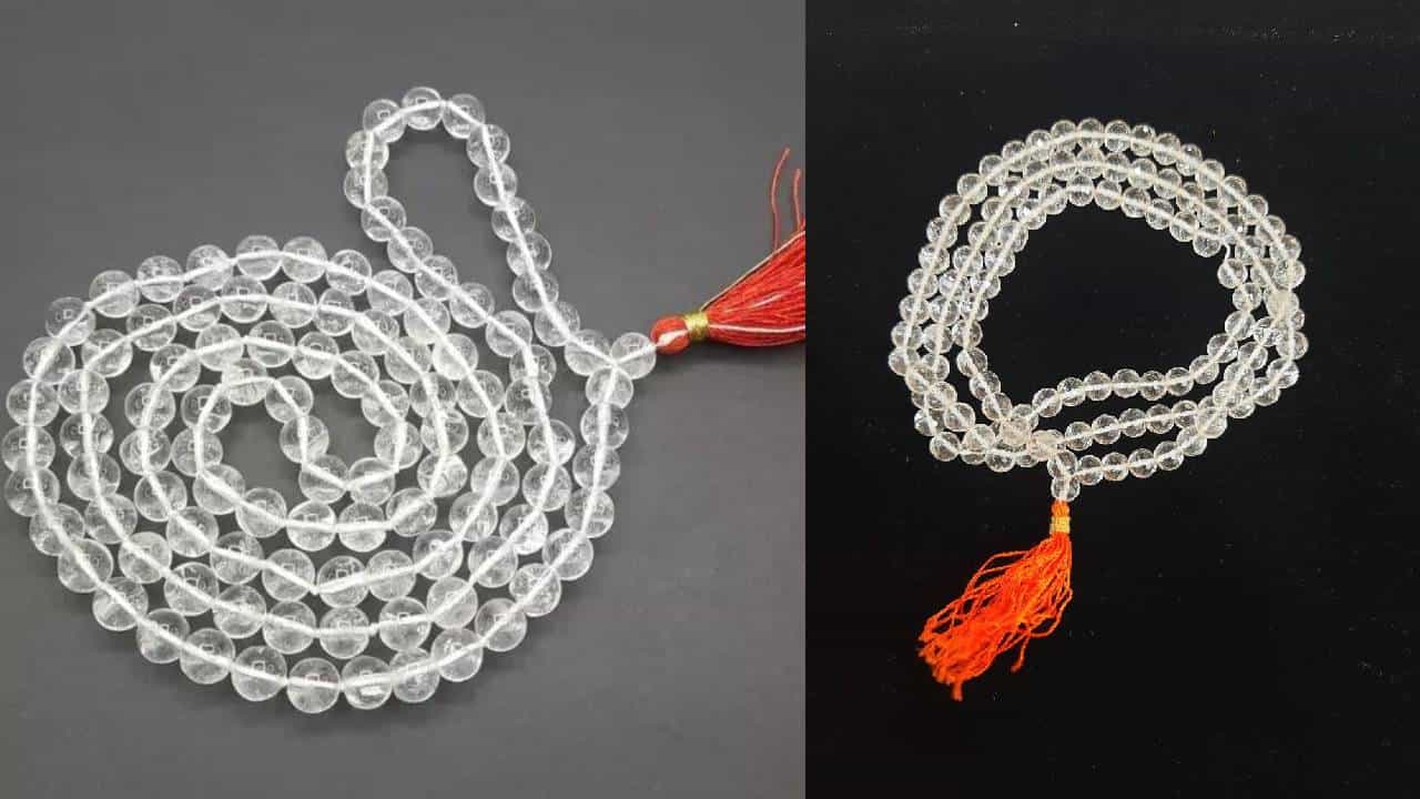 Sphatika Mala: ಶುಕ್ರ ದೋಷ ನಿವಾರಣೆಗೆ ಸ್ಫಟಿಕ ಮಾಲೆ; ಲಕ್ಷ್ಮಿ ದೇವಿಯ ಅನುಗ್ರಹ ಪಡೆಯಲು ಸರಳ ಮಾರ್ಗ Sphatika Mala: ಶುಕ್ರ ದೋಷ ನಿವಾರಣೆಗೆ ಸ್ಫಟಿಕ ಮಾಲೆ; ಲಕ್ಷ್ಮಿ ದೇವಿಯ ಅನುಗ್ರಹ ಪಡೆಯಲು ಸರಳ ಮಾರ್ಗ
