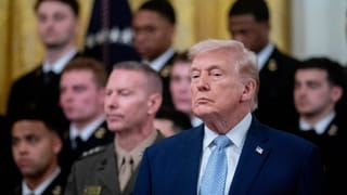 ಅಮೆರಿಕದಿಂದ ತೈಲ ಪಡೆಯಿರಿ, ಇಲ್ಲವೇ ಹಾರ್ಮುಜ್​ಗೆ ಹೋಗಿ ಪಡೆದುಕೊಳ್ಳಿ: ಬ್ರಿಟನ್ ಮತ್ತಿತರ ರಾಷ್ಟ್ರಗಳನ್ನು ಚುಚ್ಚಿದ ಟ್ರಂಪ್