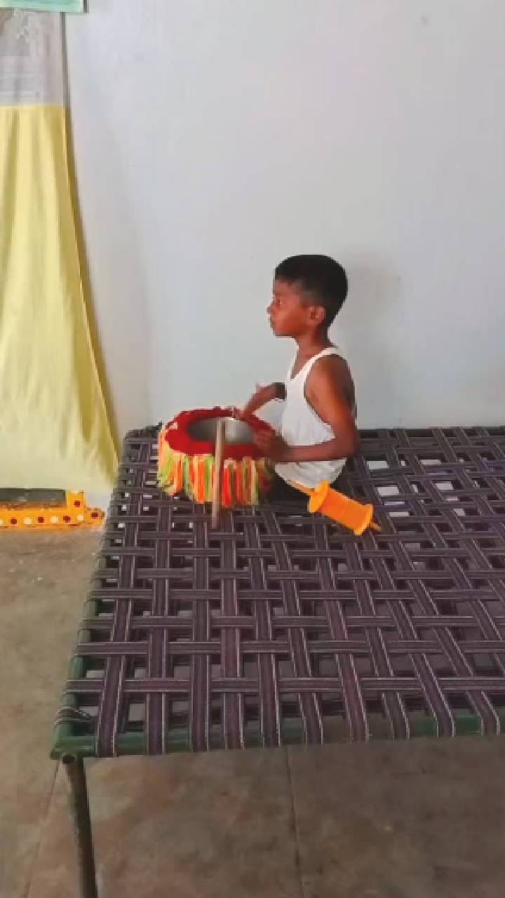 ಮಂಚವನ್ನೇ 'ಕಾರ್' ಮಾಡಿದ ಪುಟ್ಟ ಬಾಲಕ: 80 ಲಕ್ಷ ವೀಕ್ಷಣೆ!