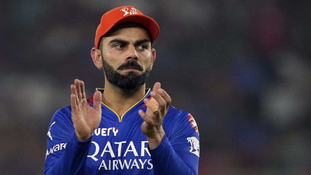 ಇದಾಗ್ಯೂ ಮಂಗಳವಾರ ಸಂಜೆಯ ವೇಳೆಗೆ ವಿರಾಟ್ ಕೊಹ್ಲಿ ಆರ್​​​ಸಿಬಿ ತಂಡವನ್ನು ಕೂಡಿಕೊಂಡರೆ ಲಕ್ನೋ ಸೂಪರ್ ಜೈಂಟ್ಸ್ ವಿರುದ್ಧ ಕಣಕ್ಕಿಳಿಯುವುದನ್ನು ಎದುರು ನೋಡಬಹುದು. ಹೀಗಾಗಿ ಮಂಗಳವಾರ ರಾತ್ರಿ ಕೊಹ್ಲಿ ಆಡಲಿದ್ದಾರಾ ಅಥವಾ ಇಲ್ಲವಾ ಎಂಬುದಕ್ಕೆ ಸ್ಪಷ್ಟ ಉತ್ತರ ಸಿಗಲಿದೆ. 
