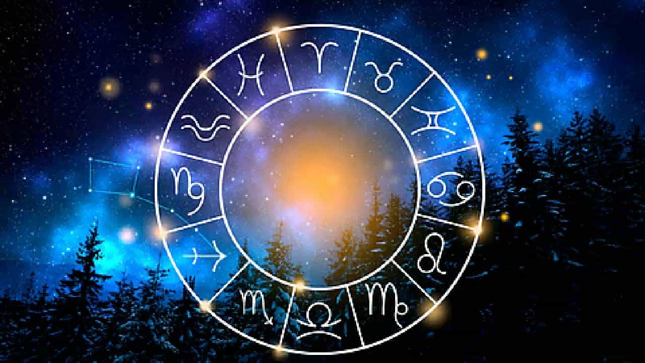 Career Horoscope: ನಿಮ್ಮ ರಾಶಿಗನುಗುಣವಾಗಿ ಏಪ್ರಿಲ್ 26ರಿಂದ ಮೇ 02ರವರೆಗಿನ ಉದ್ಯೋಗ ಭವಿಷ್ಯ ತಿಳಿಯಿರಿ Career Horoscope: ನಿಮ್ಮ ರಾಶಿಗನುಗುಣವಾಗಿ ಏಪ್ರಿಲ್ 26ರಿಂದ ಮೇ 02ರವರೆಗಿನ ಉದ್ಯೋಗ ಭವಿಷ್ಯ ತಿಳಿಯಿರಿ
