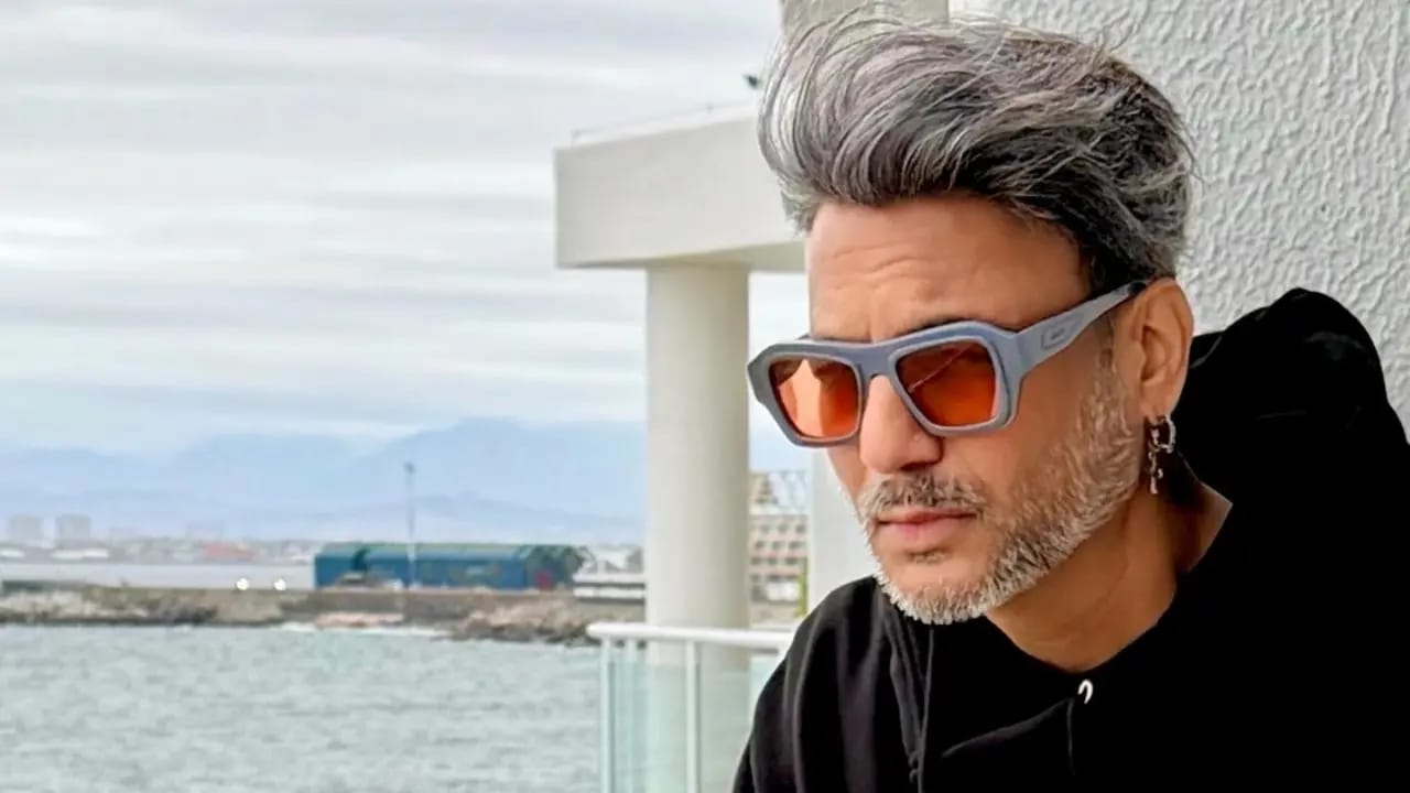 Aalim Hakim, a renowned Bollywood hairstylist, takes a stand against celebrity arrogance.