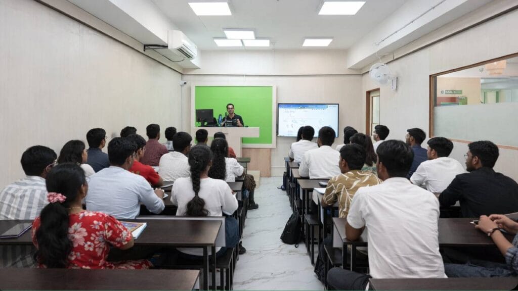 ArivuPro Academy Empowering the Next Generation of Finance Professionals