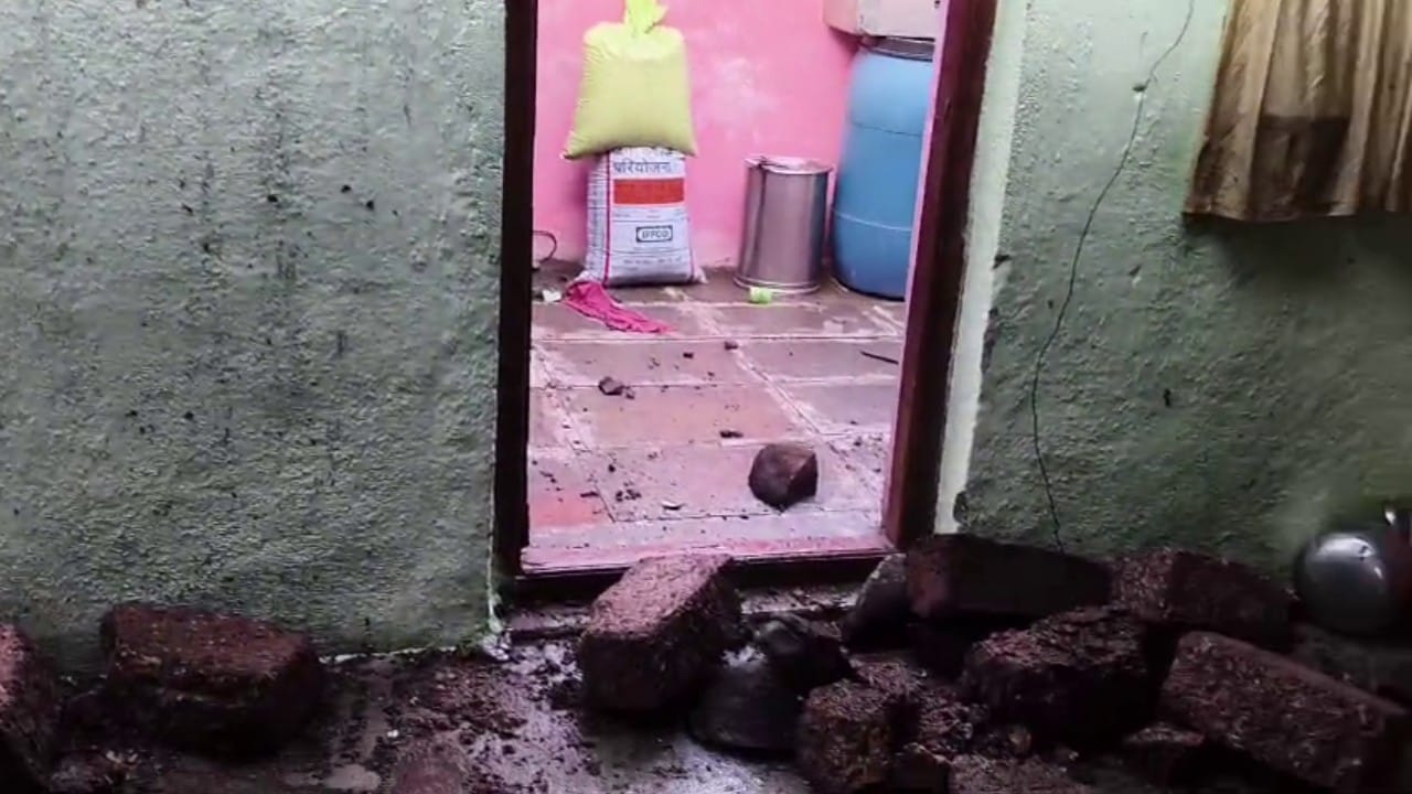 Bidar House Roof Collapse