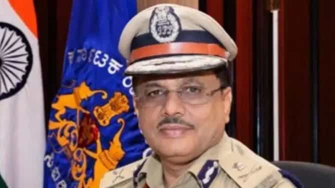 Live: ಕಂಡ ಕಂಡವರ ಅಶ್ಲೀಲ ಚಿತ್ರ ಶೇರ್ ಮಾಡಿದ್ರೆ FIR, ಡಿಜಿ-ಐಜಿಪಿ ಆದೇಶ