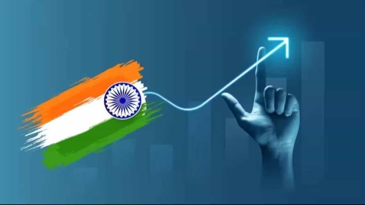 ಜಾಗತಿಕ ಸವಾಲುಗಳ ನಡುವೆಯೂ 2026-27ರಲ್ಲಿ ಭಾರತದ ಜಿಡಿಪಿ ಶೇ. 6.9 ವೃದ್ಧಿ: ಆರ್ಬಿಐ ವಾರ್ಷಿಕ ವರದಿಯಲ್ಲಿ ಅಂದಾಜು ಜಾಗತಿಕ ಸವಾಲುಗಳ ನಡುವೆಯೂ 2026-27ರಲ್ಲಿ ಭಾರತದ ಜಿಡಿಪಿ ಶೇ. 6.9 ವೃದ್ಧಿ: ಆರ್ಬಿಐ ವಾರ್ಷಿಕ ವರದಿಯಲ್ಲಿ ಅಂದಾಜು