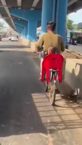ಇದು ಬರೀ ಸೈಕಲ್​ ಅಲ್ಲ, ಅಪ್ಪನ ಪ್ರೀತಿಯ ಸಾಮ್ರಾಜ್ಯ