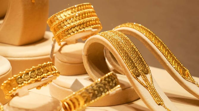 Gold Rates 15 May: ಚಿನ್ನ, ಬೆಳ್ಳಿ ಬೆಲೆ ಇಳಿಕೆ