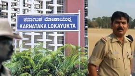ಲಂಚ ಪಡೆಯುತ್ತಿದ್ದಾಗಲೇ ಲೋಕಾಯುಕ್ತ ಬಲೆಗೆ ಬಿದ್ದ ಇನ್ಸ್​ಪೆಕ್ಟರ್!