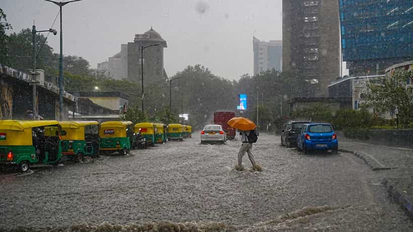 Karnataka Weather Forecast: ರಾಜ್ಯದ 9 ಜಿಲ್ಲೆಗಳಿಗೆ ನಾಳೆ ಆರೆಂಜ್ ಅಲರ್ಟ್, ಬಿರುಗಾಳಿ ಸಹಿತ ಮಳೆಯ ಎಚ್ಚರಿಕೆ