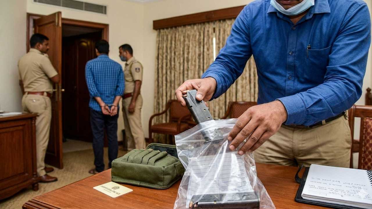 Live bullets magazine discovered in a Bengaluru hotel room, police arrest suspect