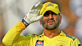 ಧೋನಿ ಕಾರಣ CSK ತಂಡಕ್ಕೆ ಕೋಚ್ ಆಗಲು ಹಿಂದೇಟು!