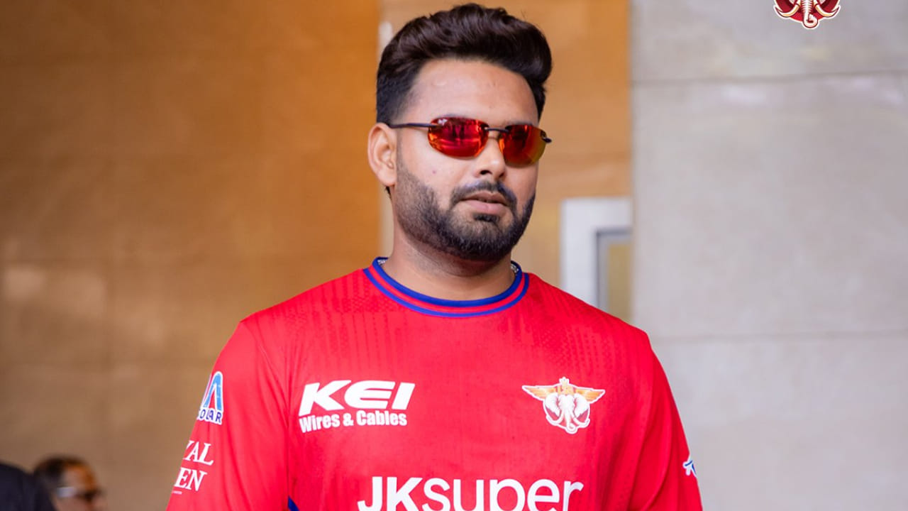 ಮೇಲೆ ಹೇಳಿದಂತೆ ಲಕ್ನೋ ತಂಡ ಈಗಾಗಲೇ ಪ್ಲೇಆಫ್ ರೇಸ್​ನಿಂದ ಹೊರಬಿದ್ದಿದೆ. ಅಂದರೆ ಲಕ್ನೋ ತಂಡ ಲೀಗ್ ಹಂತದಲ್ಲೇ ತನ್ನ ಪ್ರಯಾಣವನ್ನು ಮುಗಿಸಲಿದೆ. ಆದಾಗ್ಯೂ ಲಕ್ನೋ ತನ್ನ ಉಳಿದ ಎರಡು ಪಂದ್ಯಗಳಲ್ಲಿ ಇಂತಹ ತಪ್ಪನ್ನು ಪುನರಾವರ್ತಿಸಿದರೆ, ನಾಯಕ ಪಂತ್‌ಗೆ 24 ಲಕ್ಷ ರೂ. ದಂಡ ವಿಧಿಸಲಾಗುವುದು. ಪಂತ್ ಜೊತೆಗೆ ತಂಡದ ಉಳಿದ ಆಟಗಾರರಿಗೂ ಪಂದ್ಯ ಶುಲ್ಕ ಕಡಿತಗೊಳಿಸಲಾಗುವುದು.
